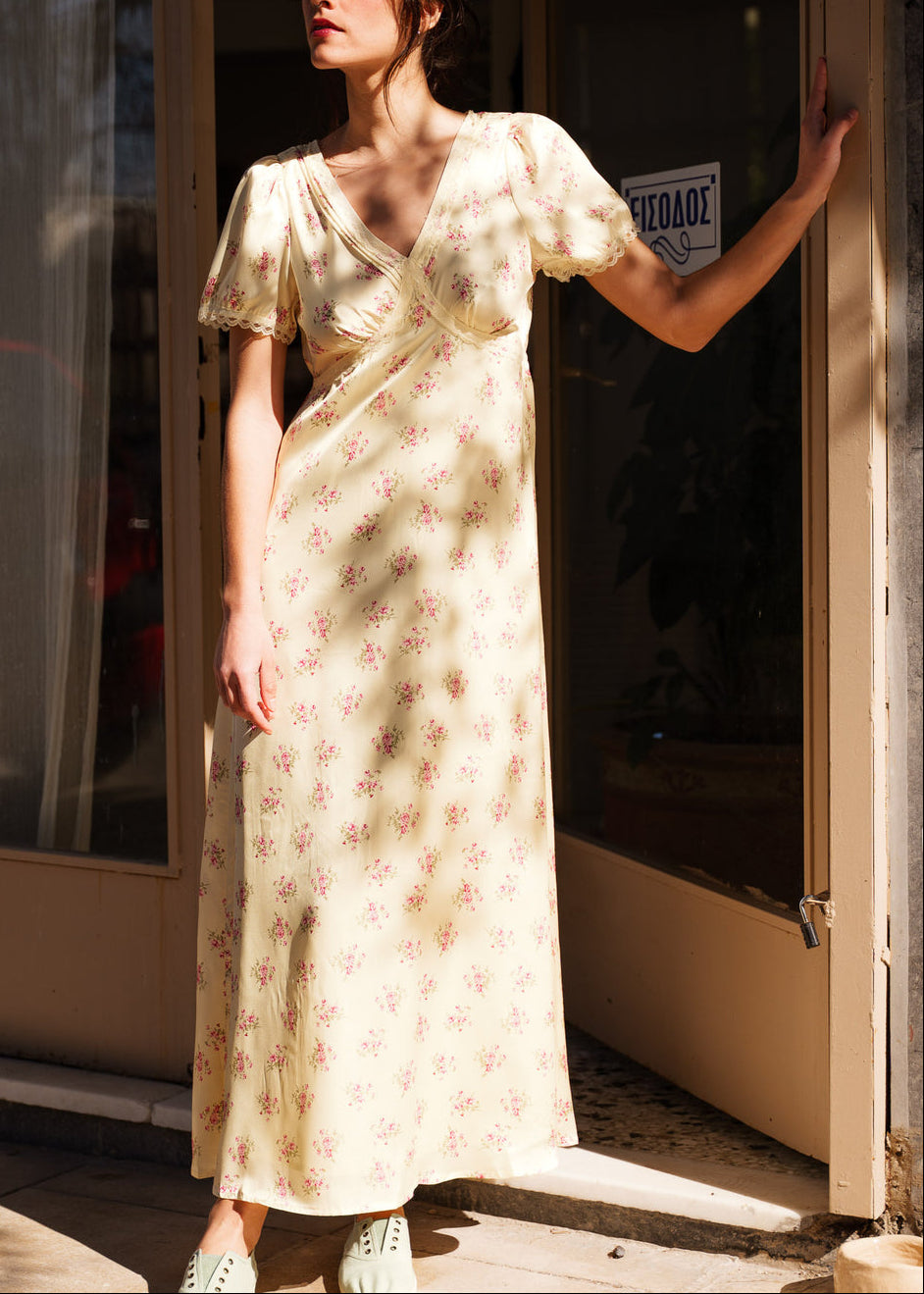 Zylah Solid Floral Dresses