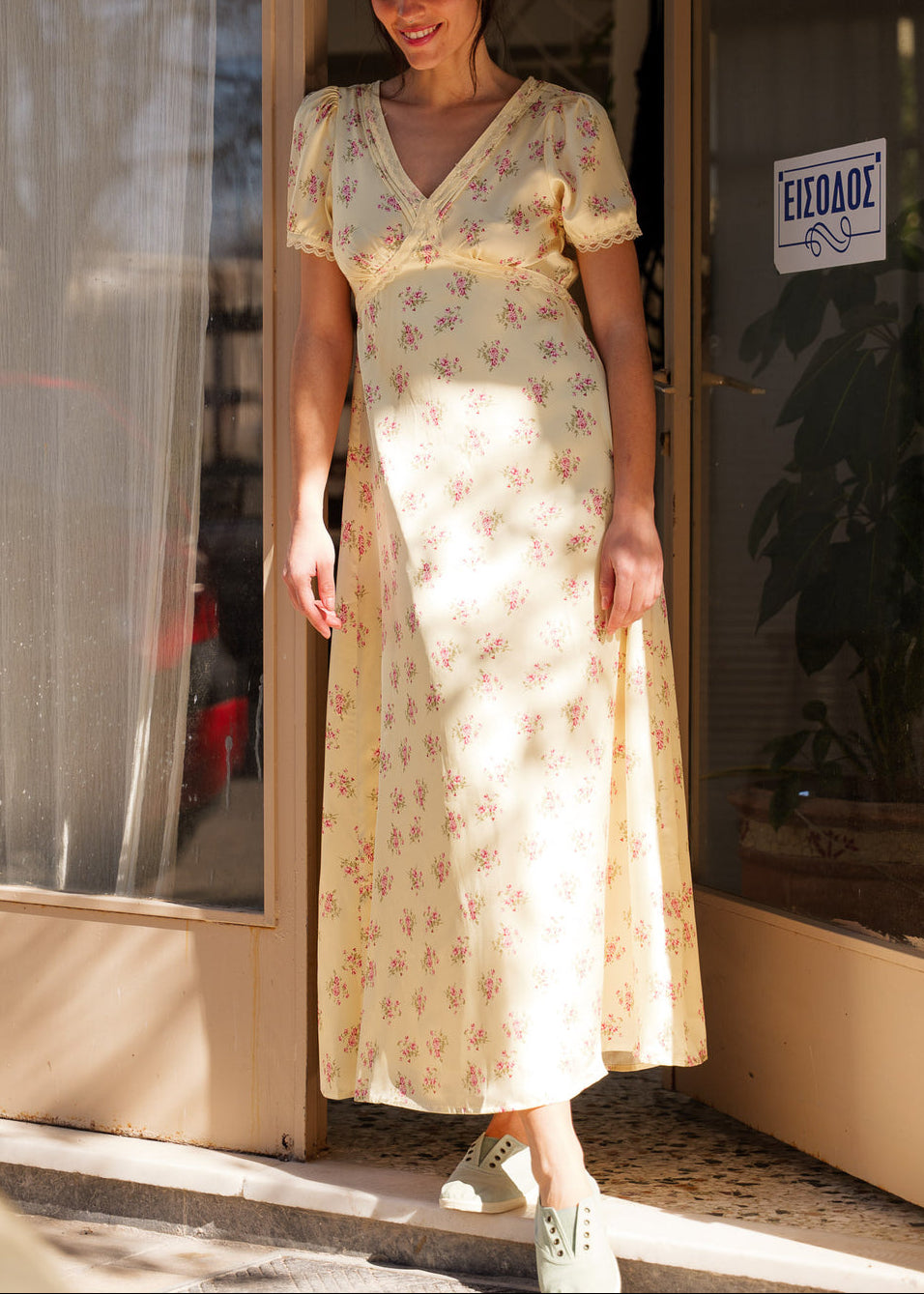 Zylah Solid Floral Dresses